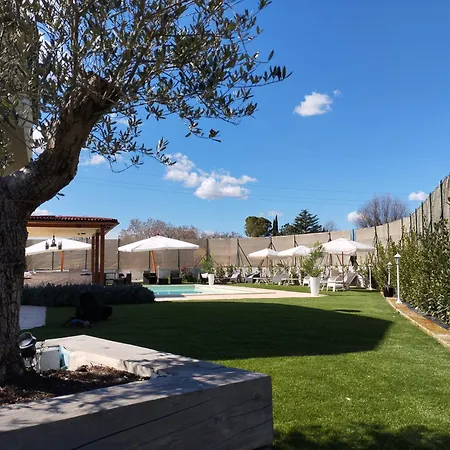 Villa Cangiano B&B&Pool-2